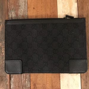Gucci Flat Portfolio/Pouch